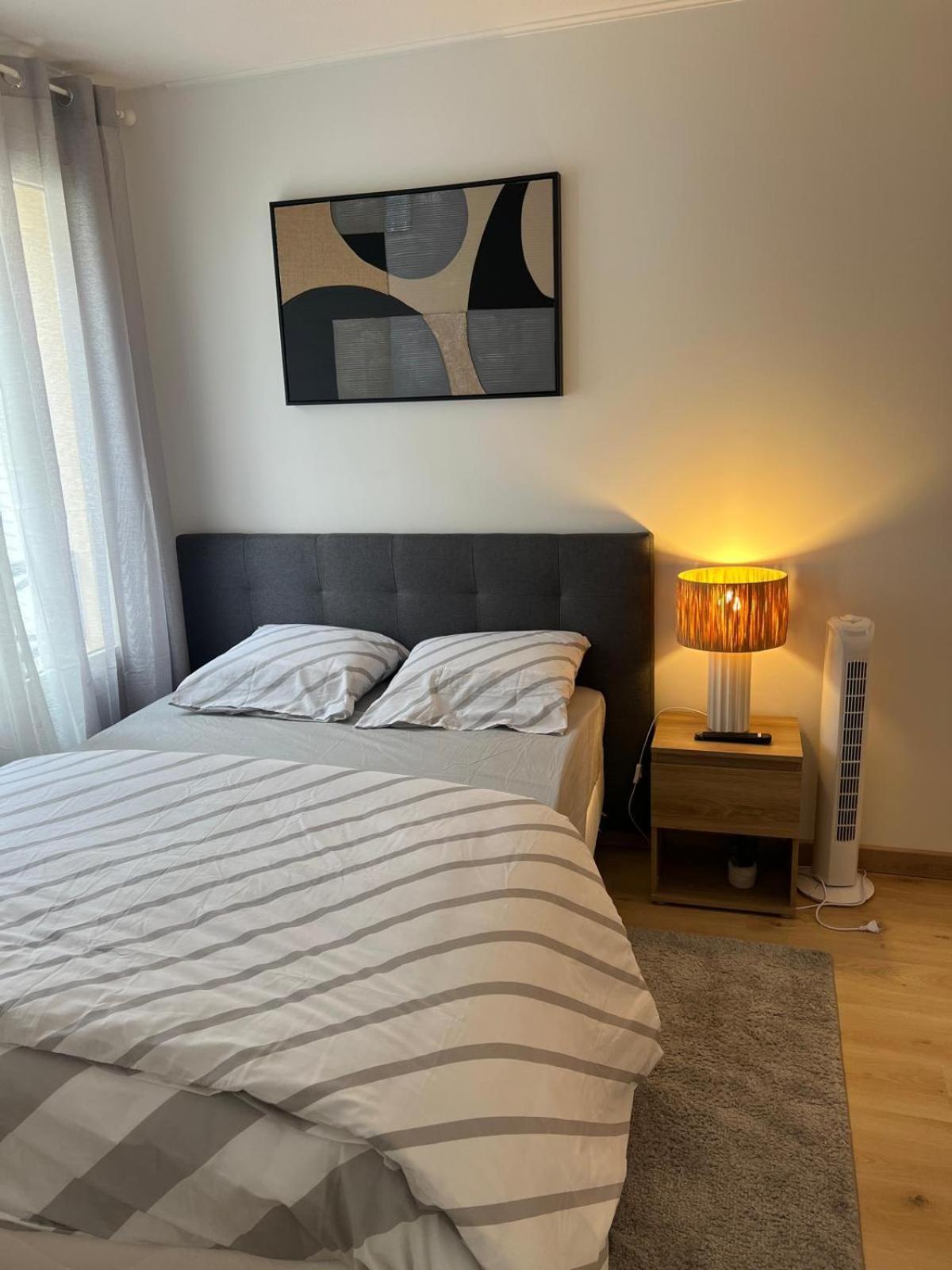 Champion Suites Sarcelles Eksteriør bilde